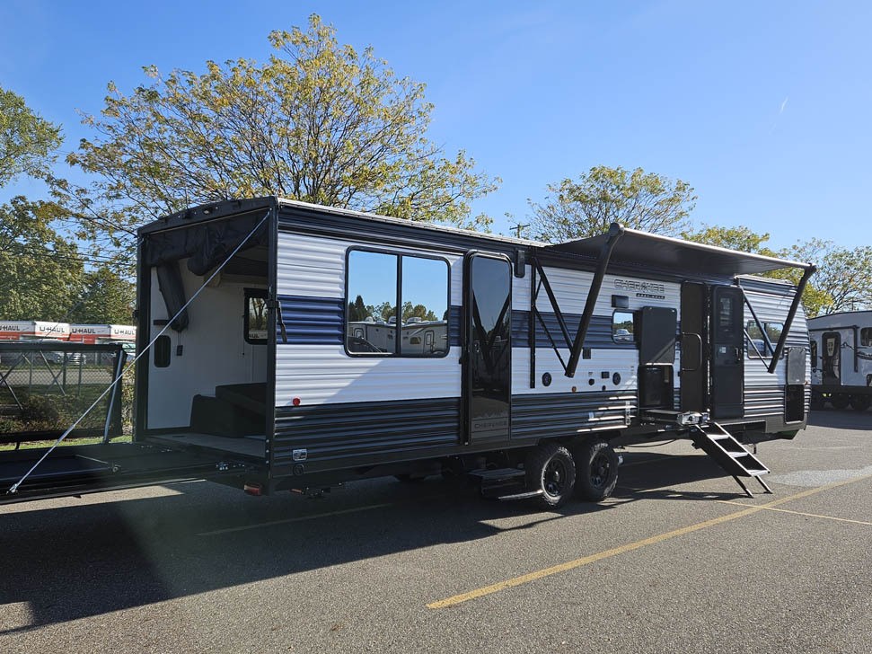 2026 Forest River Cherokee Grey Wolf 28RRT Travel Trailer Toy Hauler RV