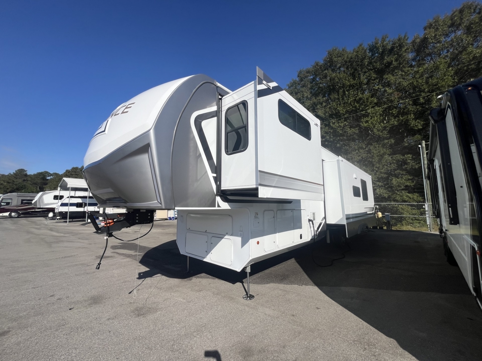 2026 Alliance Rv Paradigm 388SP in dothan AL