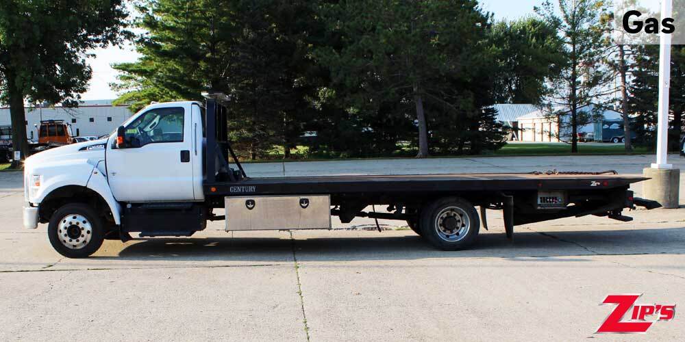2023 FORD F650 in New Hampton, IA