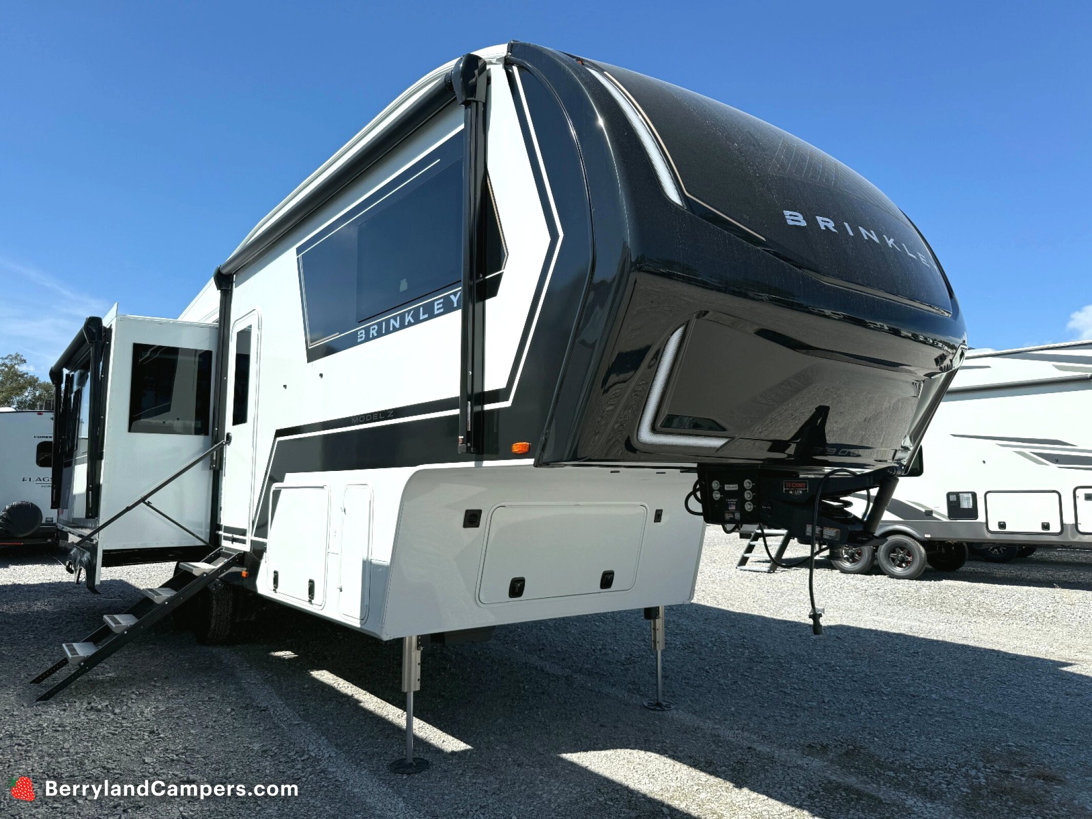 2026 Brinkley Rv Brinkley 2900 RV