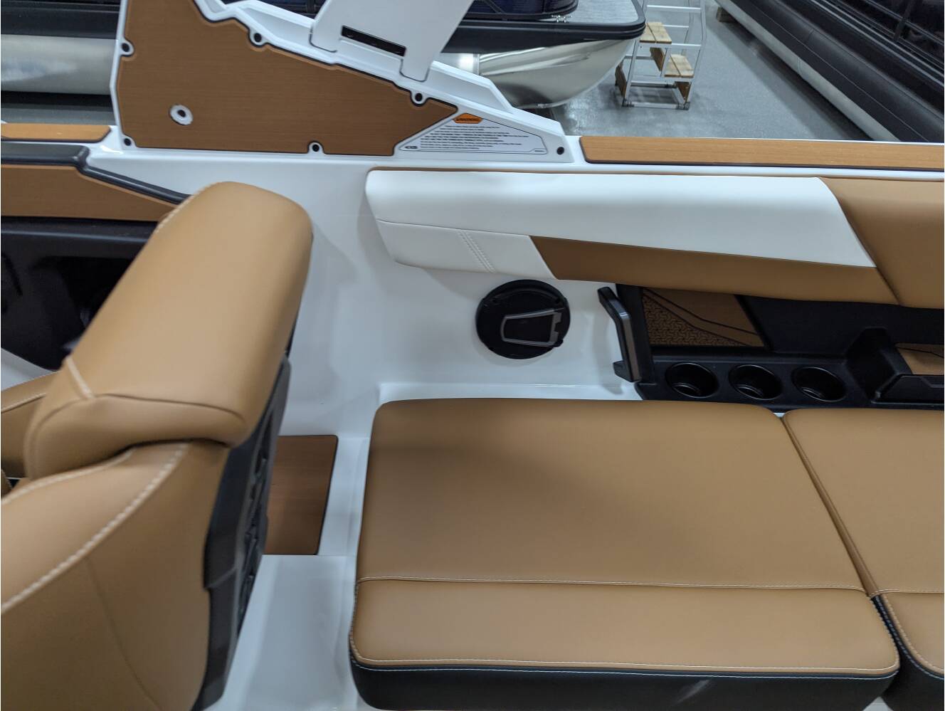A photo of this 2026 Axis T250