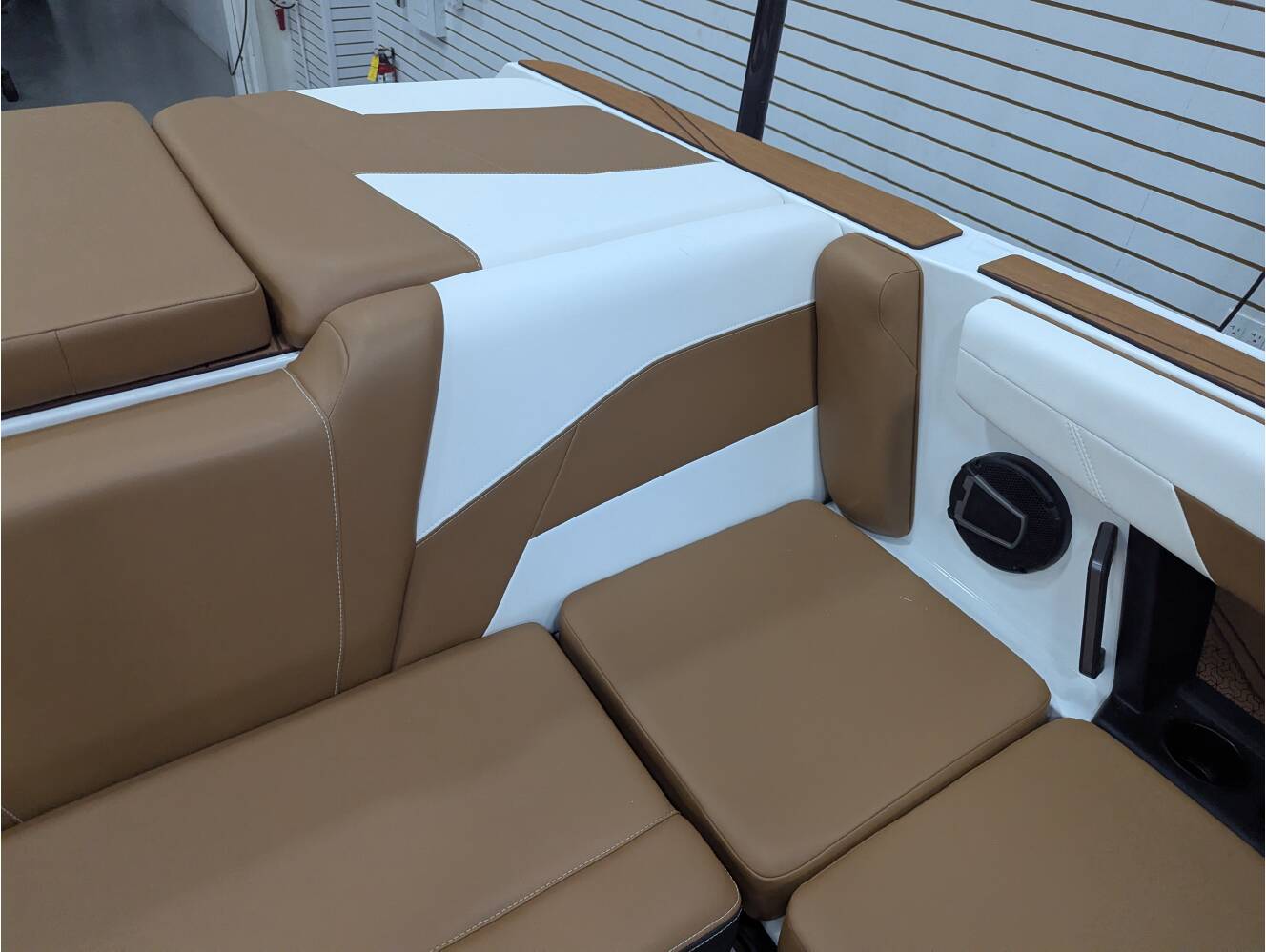 A photo of this 2026 Axis T250