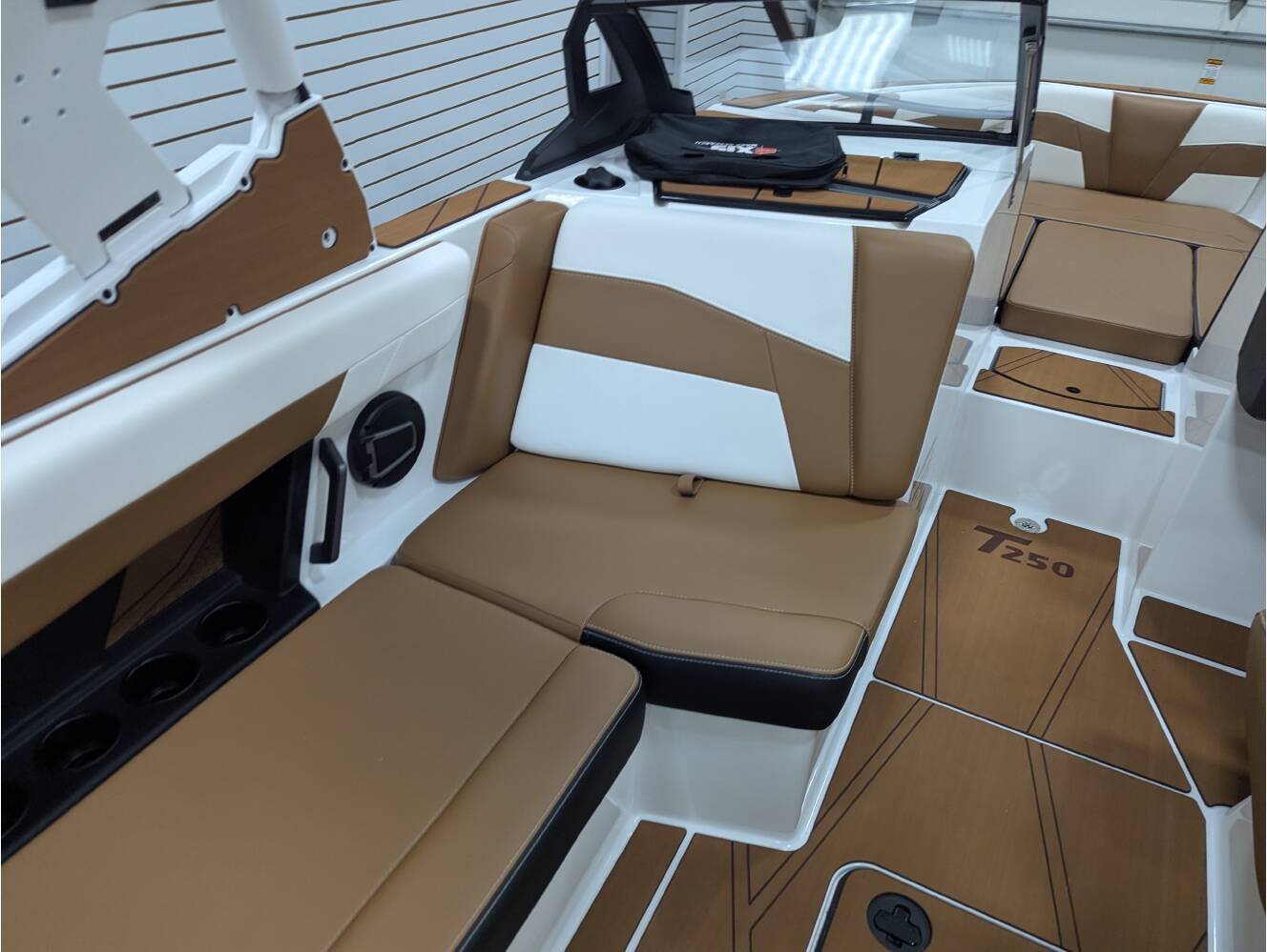 A photo of this 2026 Axis T250