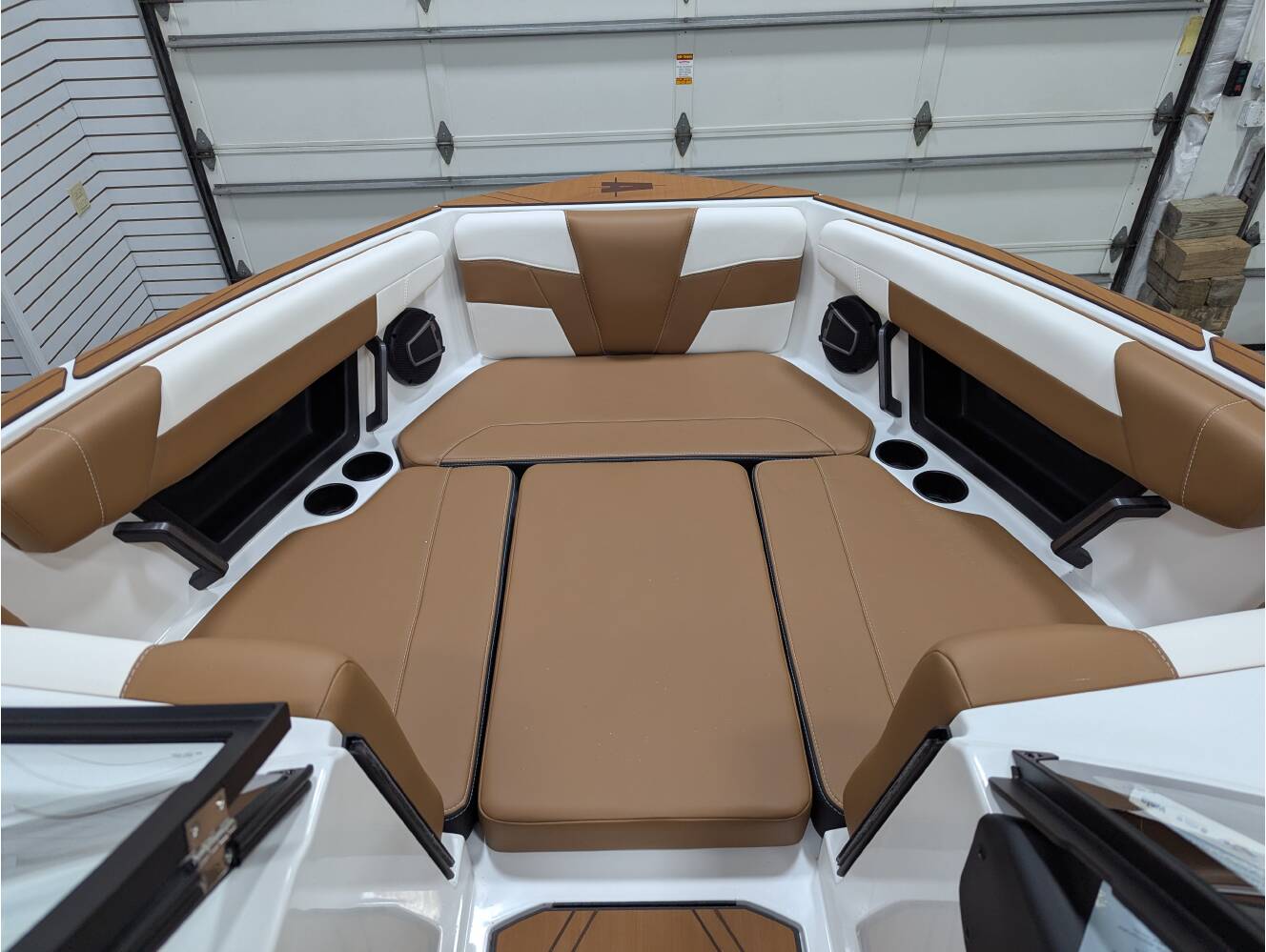 A photo of this 2026 Axis T250