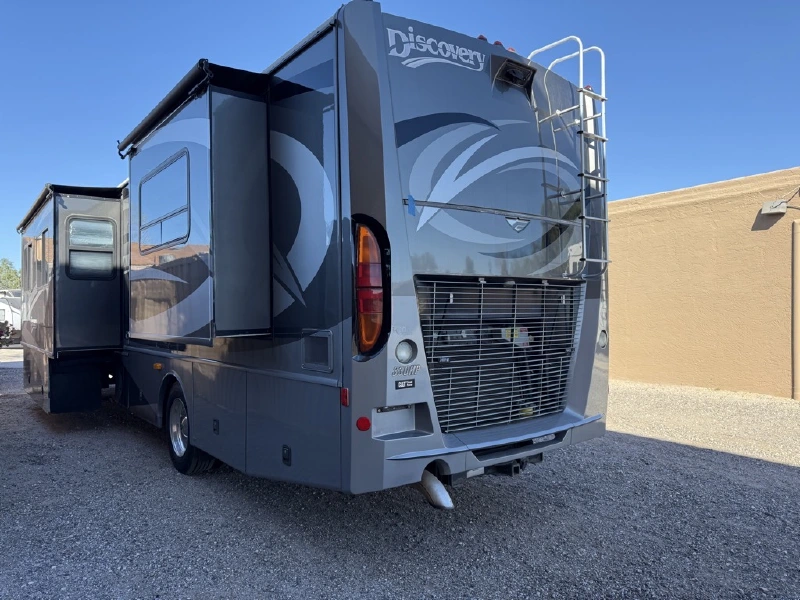 2007 FLEETWOOD DISCOVERY 39L