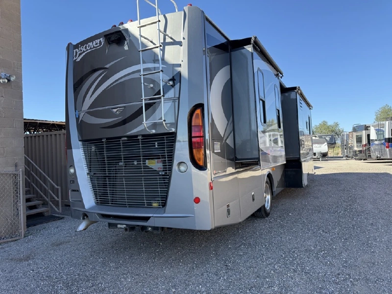 2007 FLEETWOOD DISCOVERY 39L