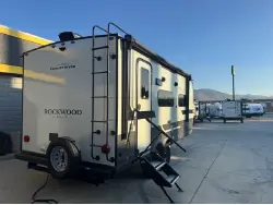 2026 FOREST RIVER ROCKWOOD MINI LITE 2109S