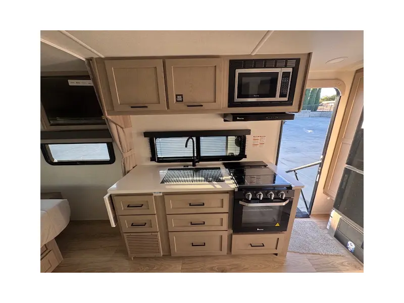 2026 FOREST RIVER ROCKWOOD MINI LITE 2109S