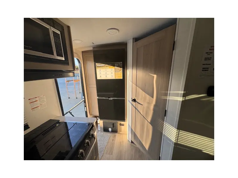 2026 FOREST RIVER ROCKWOOD MINI LITE 2109S