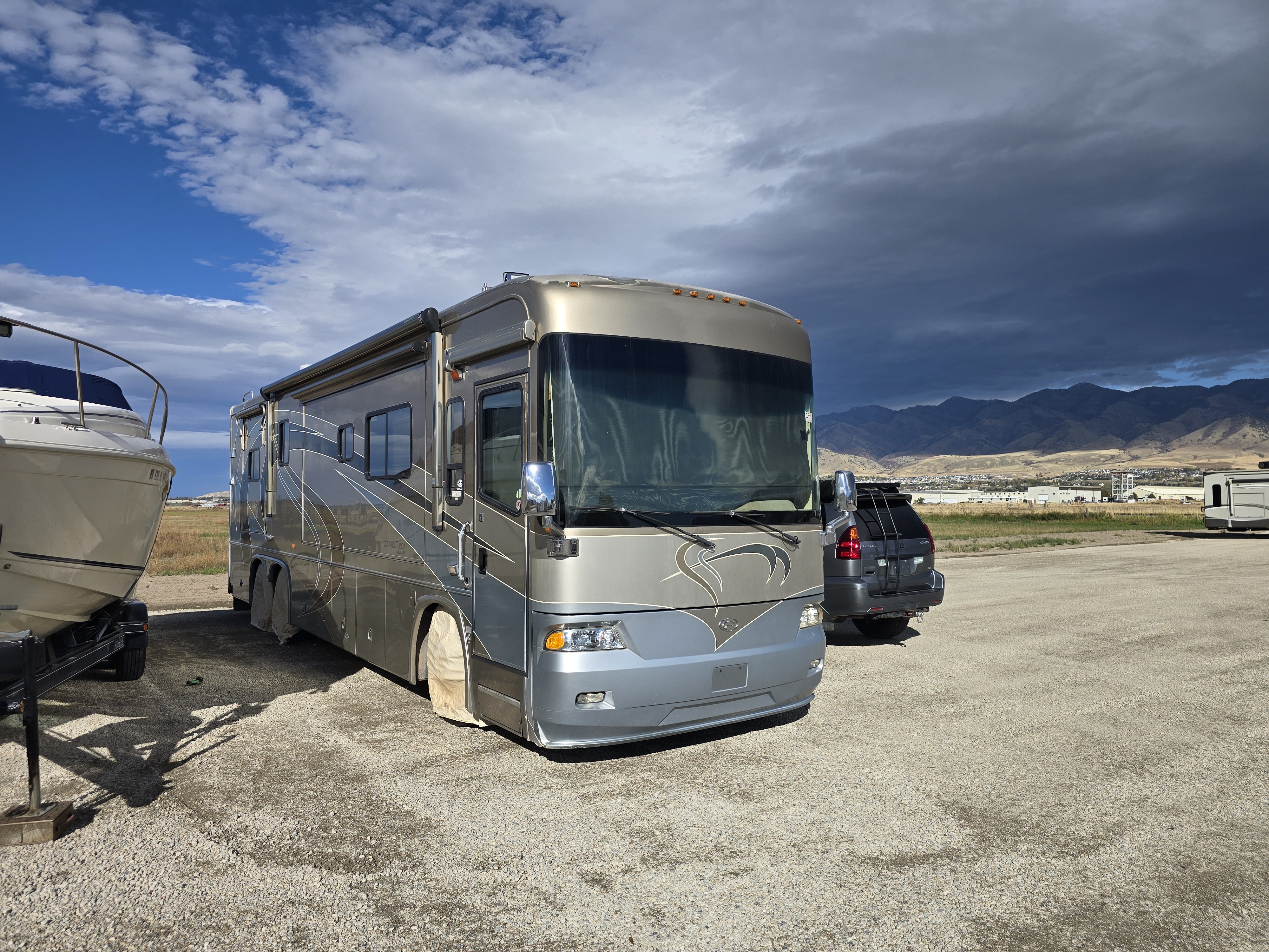 2005 Country Coach ALLURE 470 SUNSET BAY in logan UT