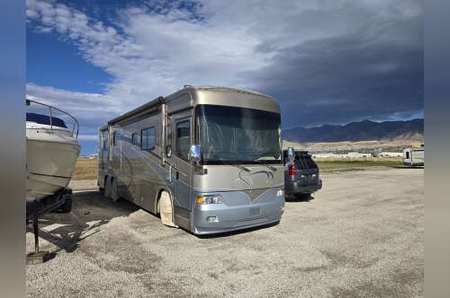 2005 Country Coach ALLURE 470 SUNSET BAY in logan UT