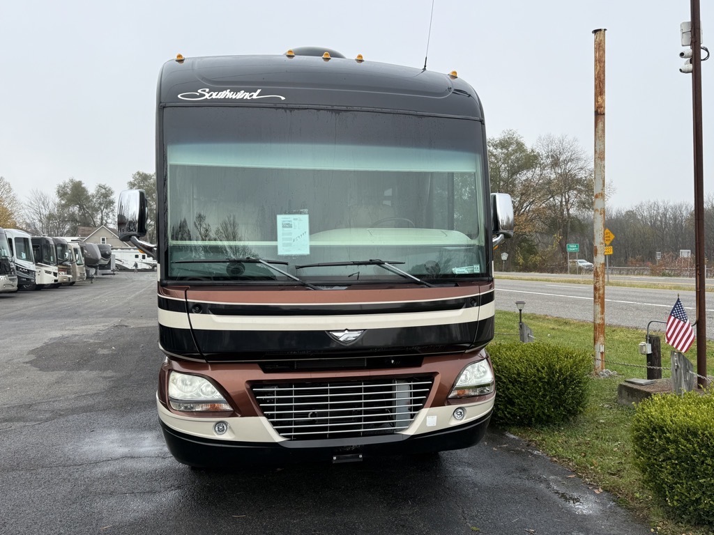 2011 Fleetwood SOUTHWIND 36D in vestal NY