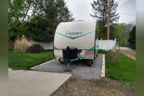 2019 Gulf Stream VINTAGE CRUISER 19ERD in iowa city IA