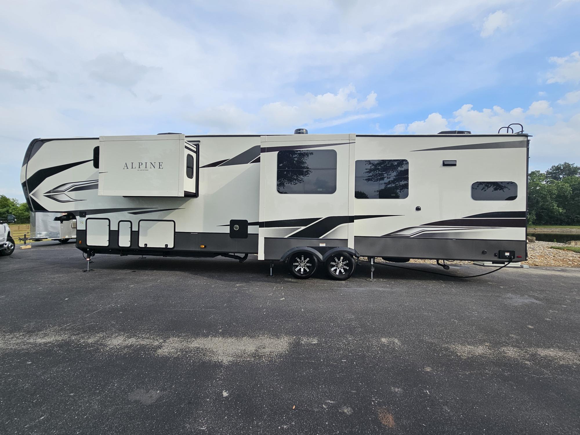 2022 Keystone ALPINE 3910RK in shepherdsville KY