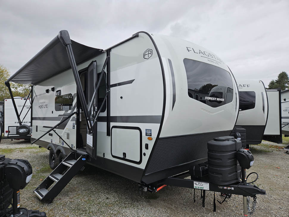 2026 Forest River Flagstaff Micro Lite 25FBH in streetsboro OH