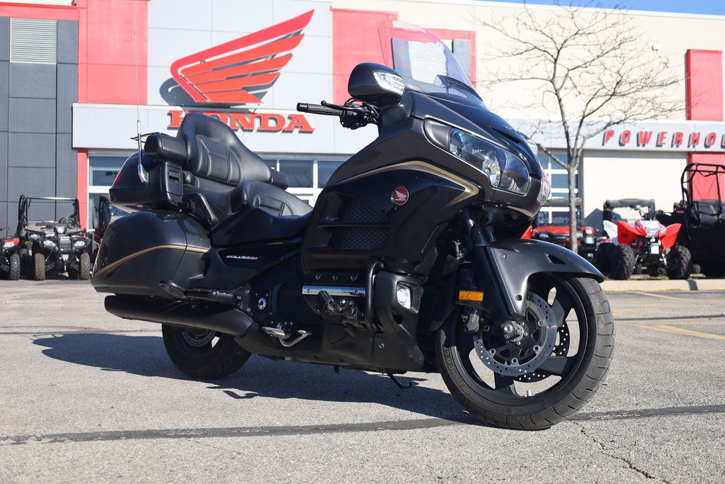 のー ZX-14 BLACK CONTRAST DIAMOND CUT “ZX” ENGRAVED YOKE CAP 2017