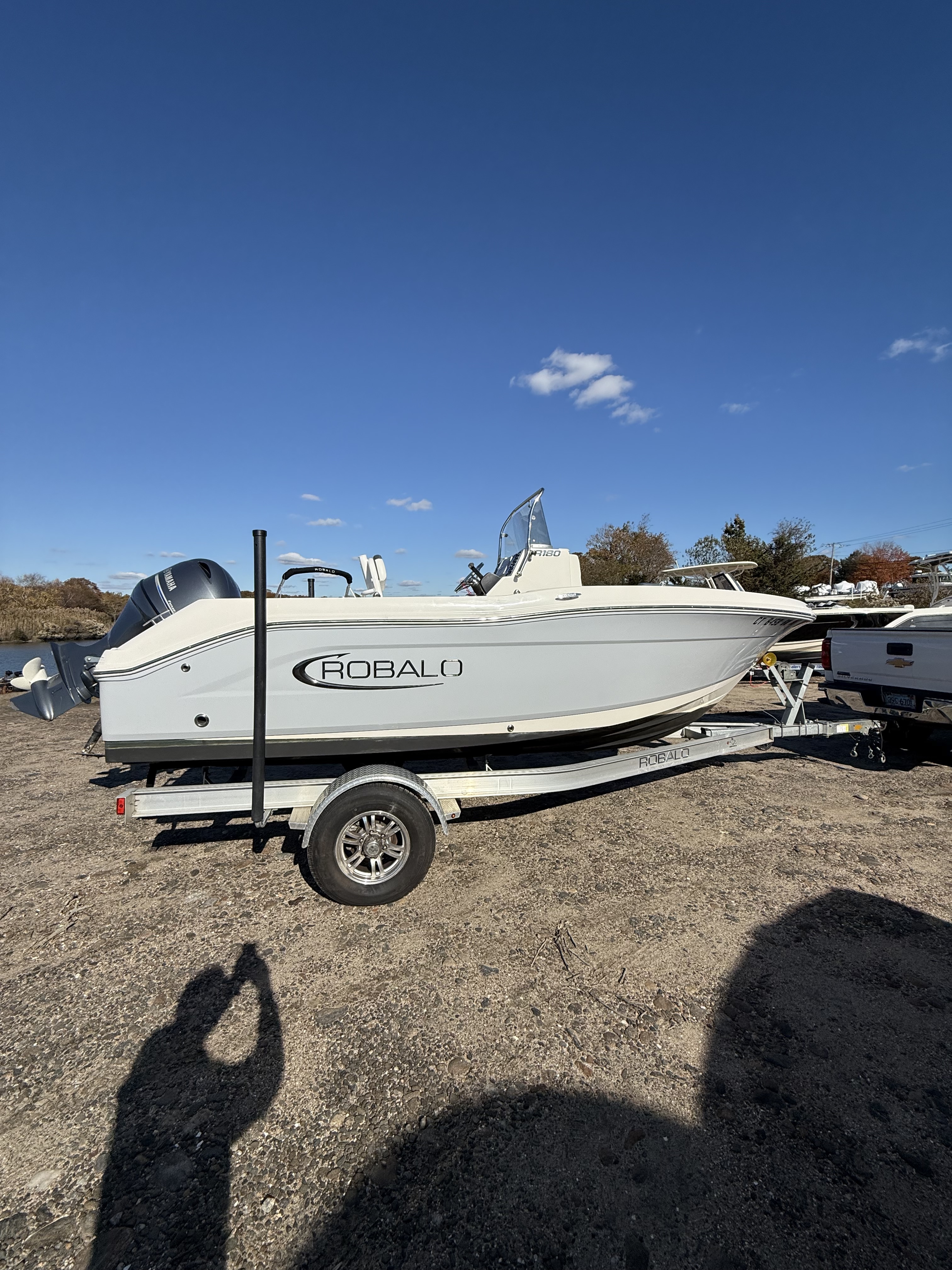 2022 Robalo R180 in westbrook CT