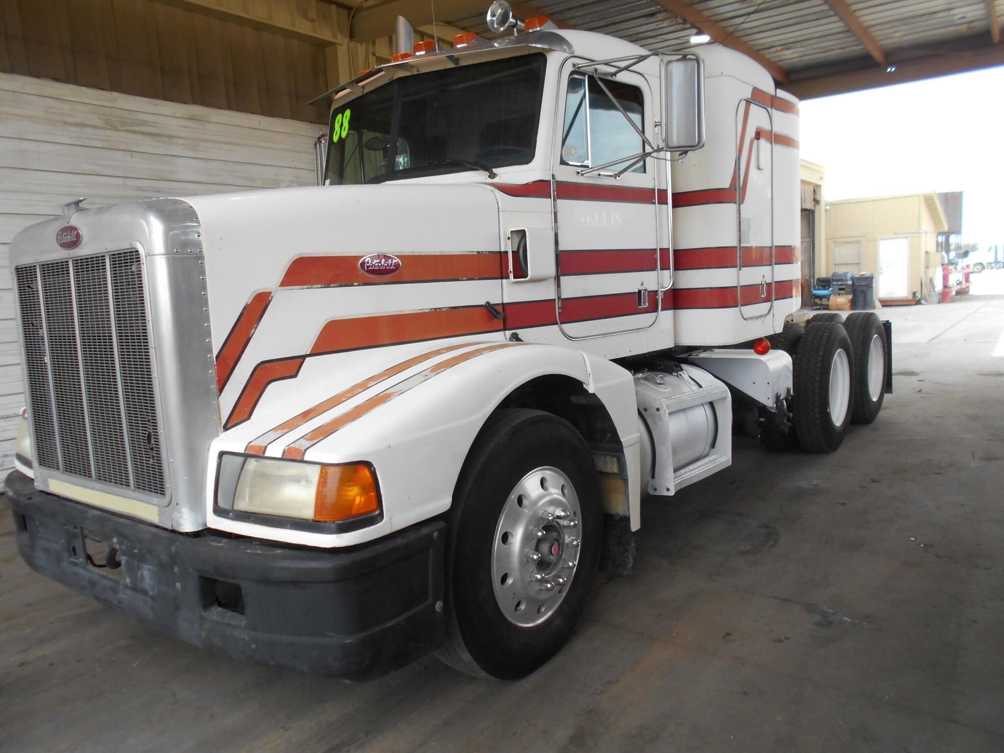 レットペリル Peterbilt 377 Class 8 Trucks For Sale - Commercial Truck Trader
