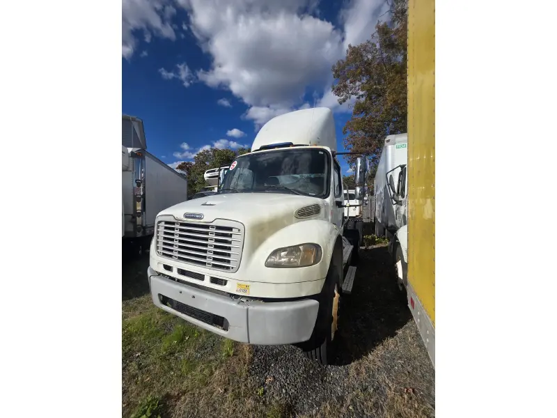 2014 FREIGHTLINER BUSINESS CLASS M2 106
