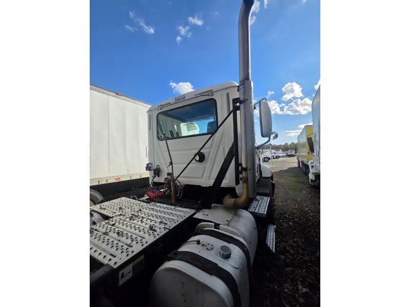 2013 MACK 600