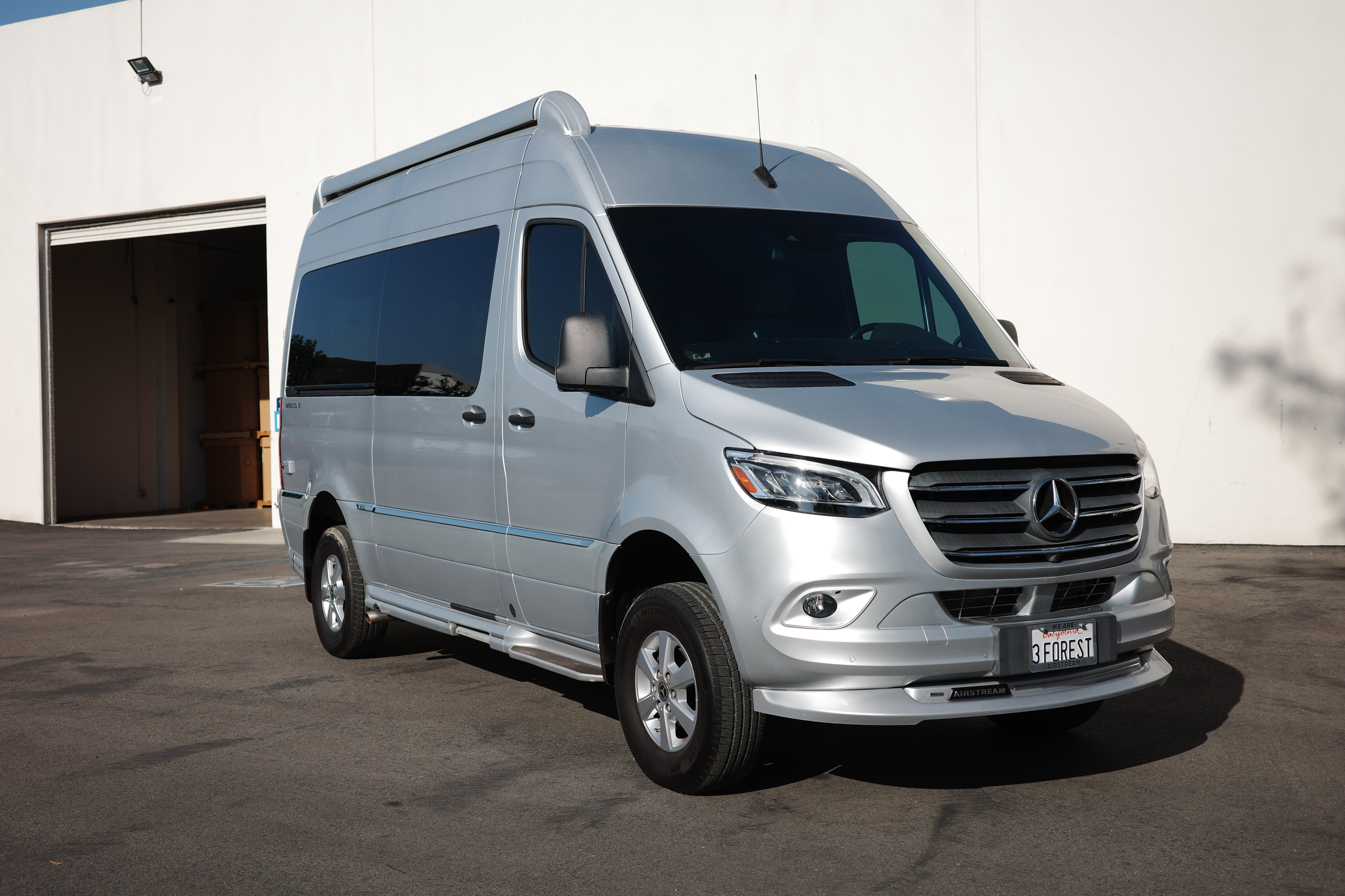2023 Airstream INTERSTATE 19 4X4 in irvine CA