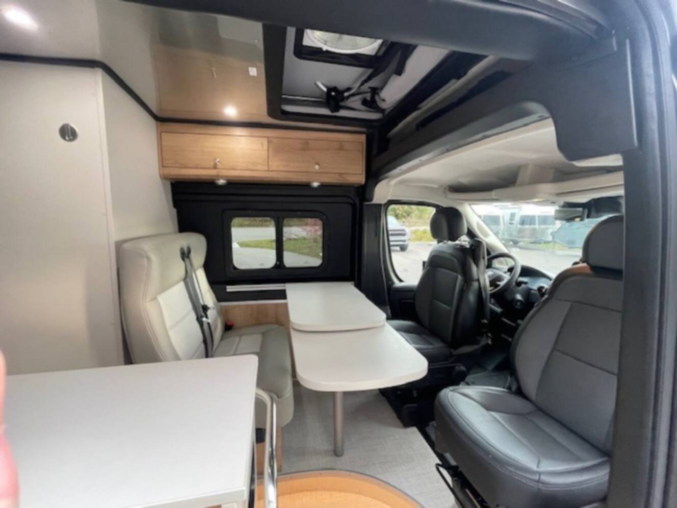 A photo of this 2026 Airstream Rangeline Pop Top