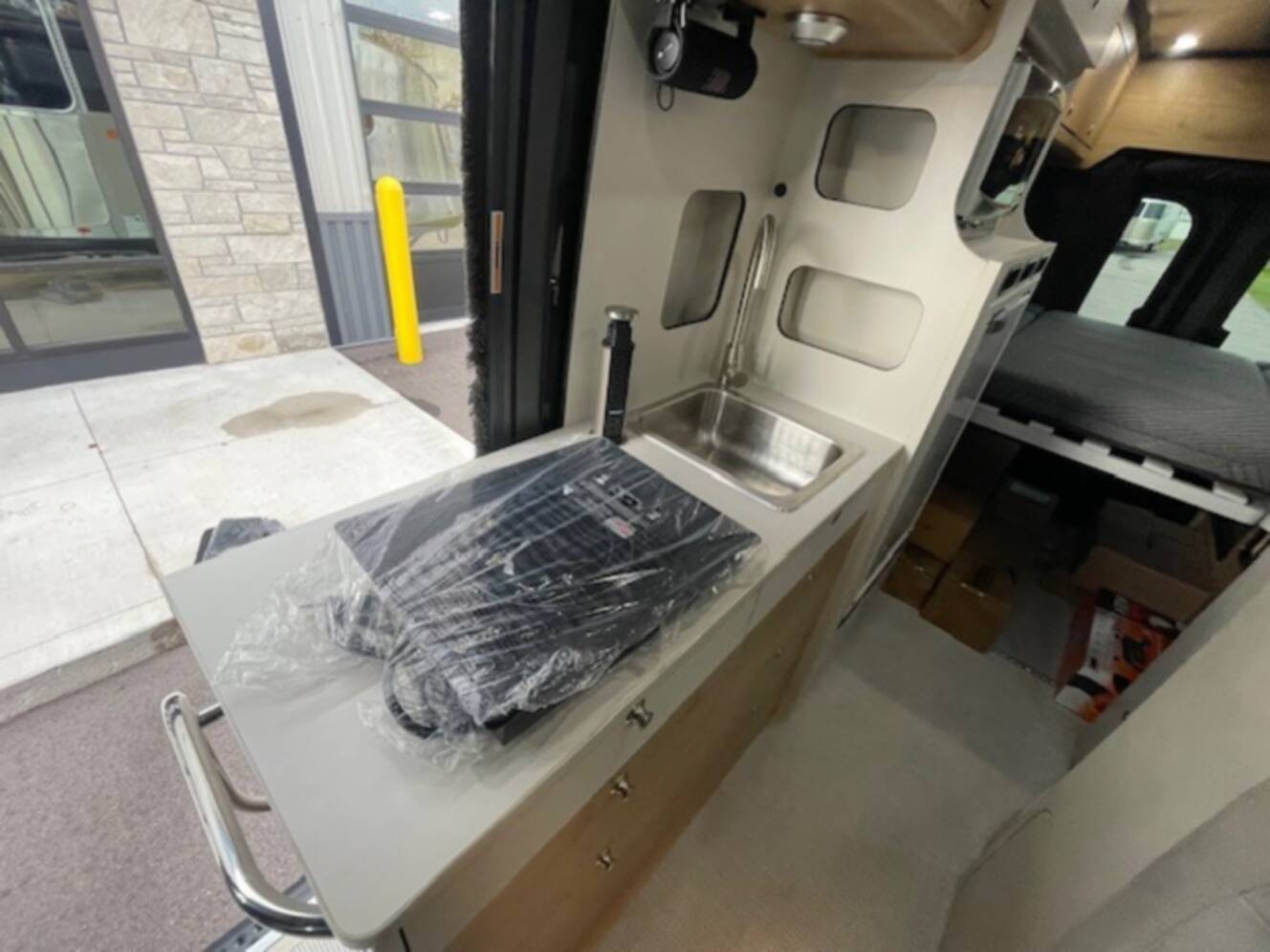 A photo of this 2026 Airstream Rangeline Pop Top