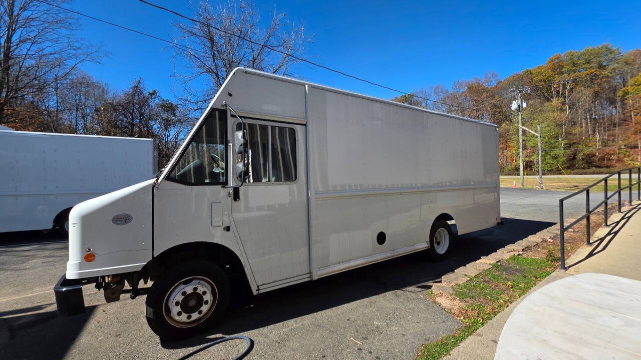 2018 FREIGHTLINER MT55 Chassis in Lafayette, NJ