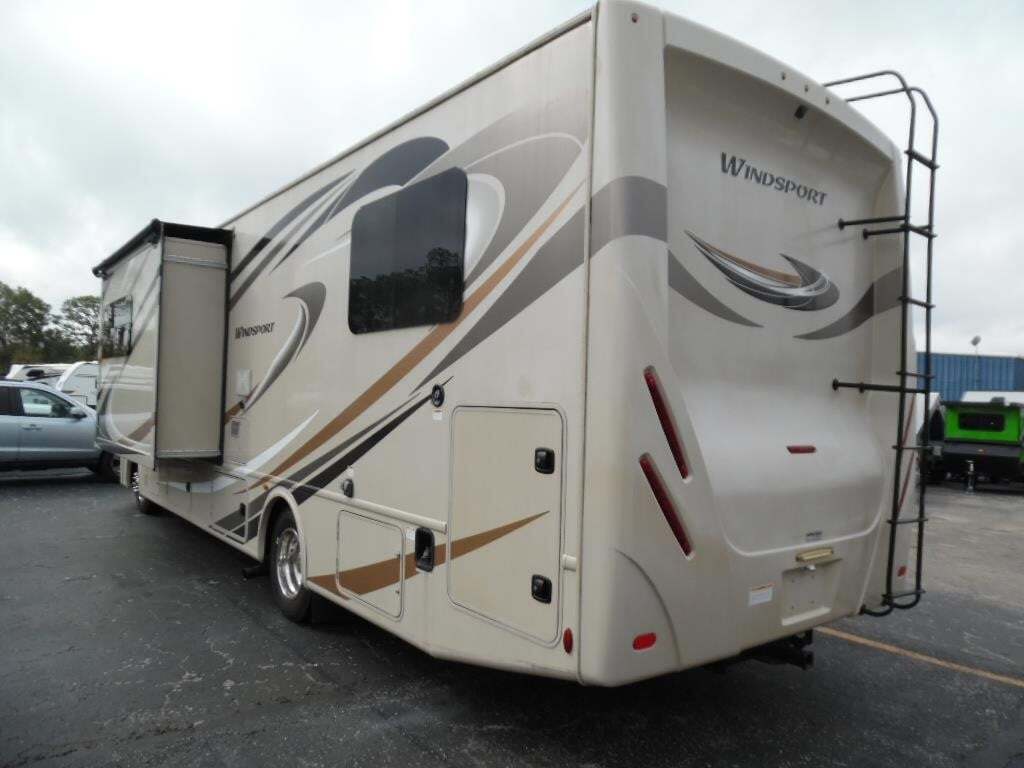 2018 Thor Motor Coach WINDSPORT 31Z in inverness FL