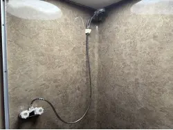 2007 FLEETWOOD DISCOVERY 39L