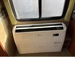 2007 FLEETWOOD DISCOVERY 39L