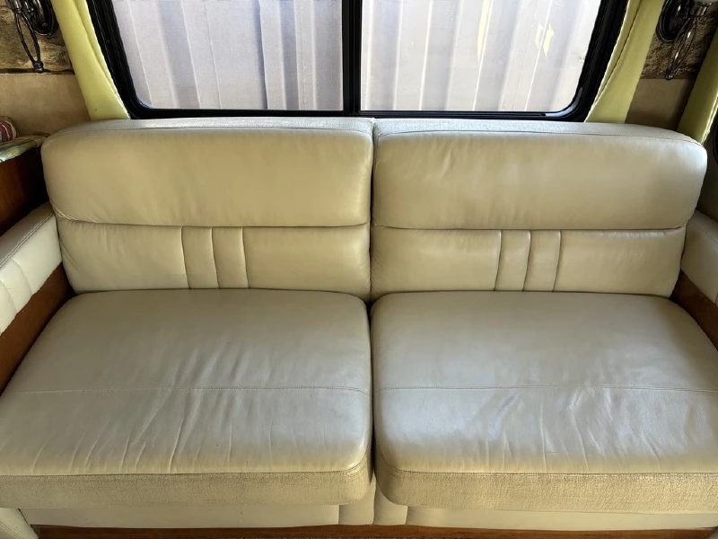 2007 FLEETWOOD DISCOVERY 39L