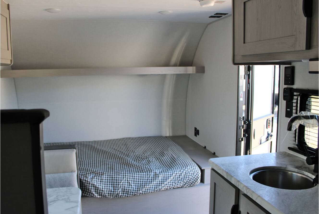 A photo of this 2026 Coachmen CLIPPER 17CBH