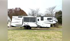 2024 Grand Design SOLITUDE 391DL RV