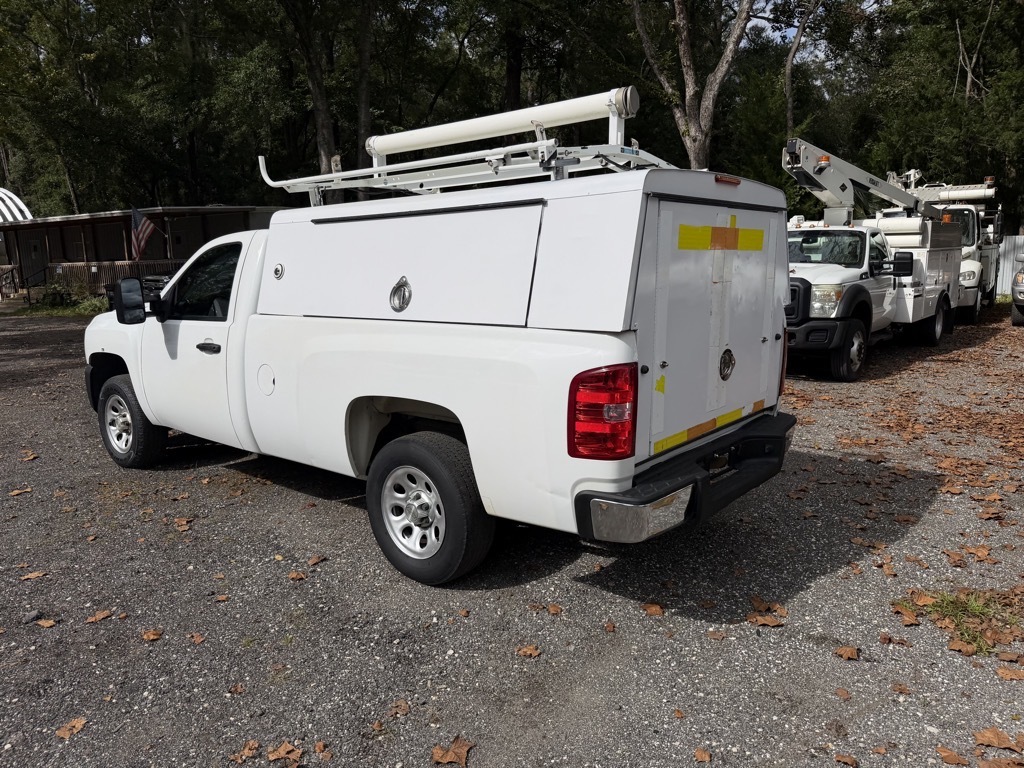 2013 Chevrolet Silverado Work Truck Base photo 4
