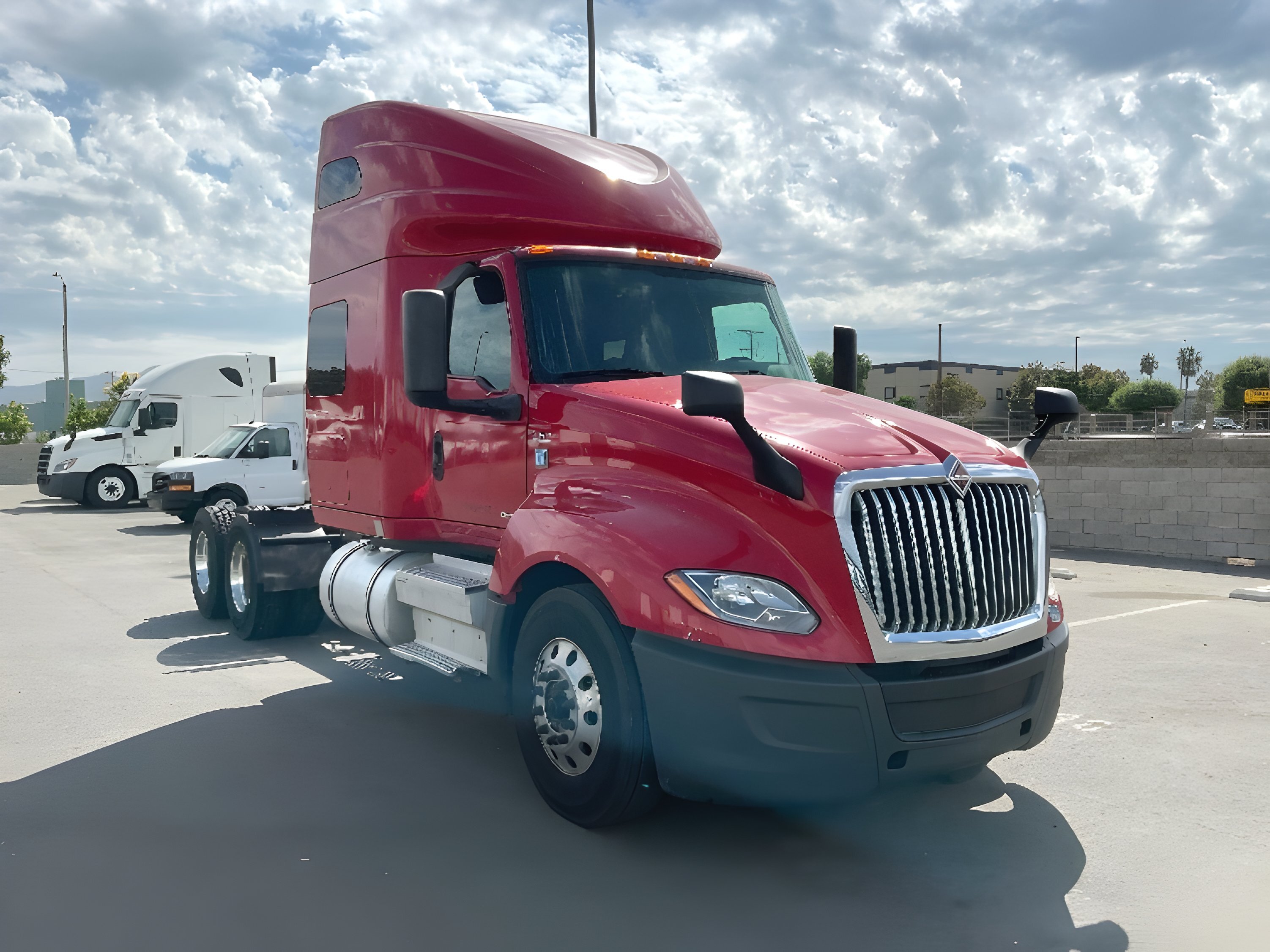 2022 INTERNATIONAL LT625 in Pewaukee, WI