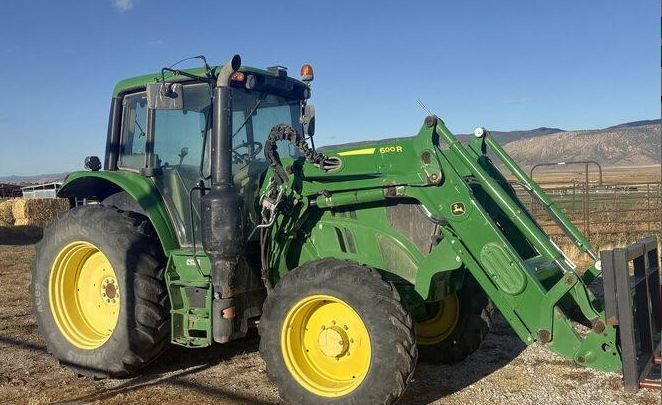 2018 JOHN DEERE 6110M in Manti, UT
