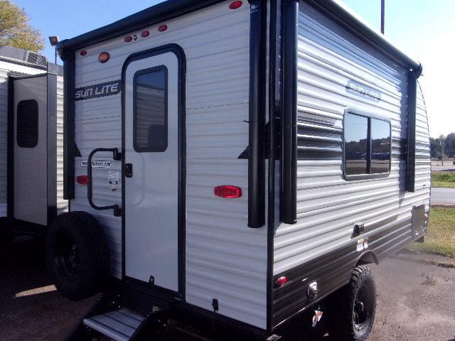 2026 Sunset Park Rv SUN LITE 16BH in chippewa falls WI