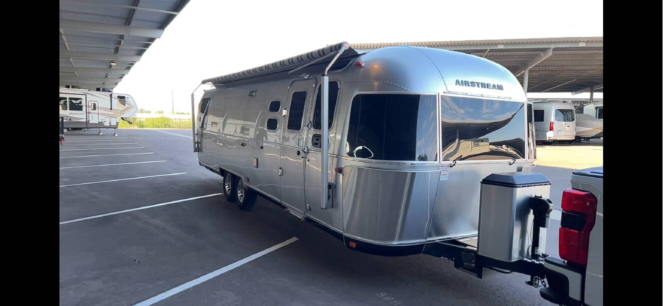 A photo of this 2023 Airstream CLASSIC 30RBQ