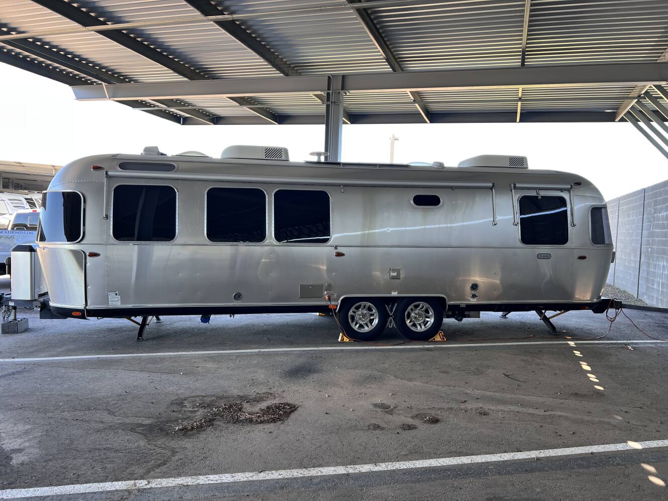 A photo of this 2023 Airstream CLASSIC 30RBQ