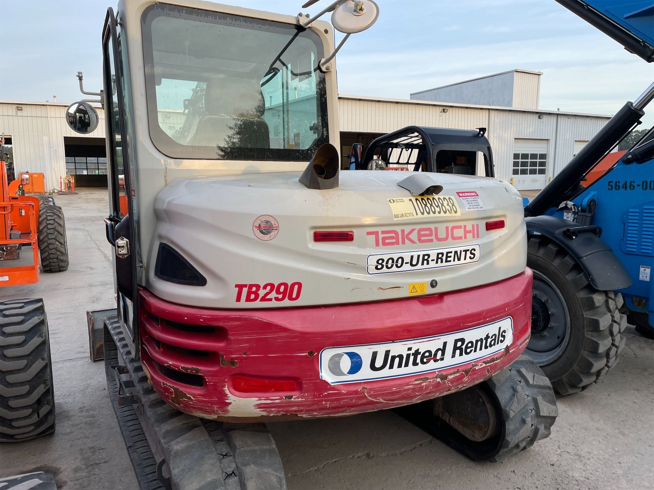 2019 TAKEUCHI TB290C in Charlottesville, VA