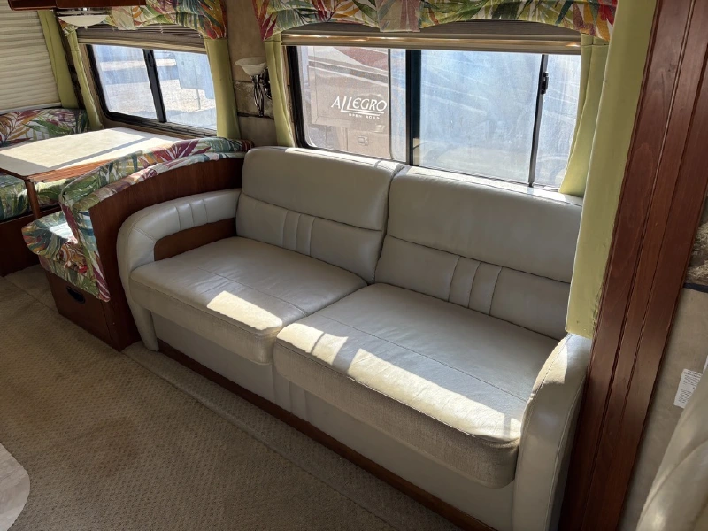 2007 FLEETWOOD DISCOVERY 39L
