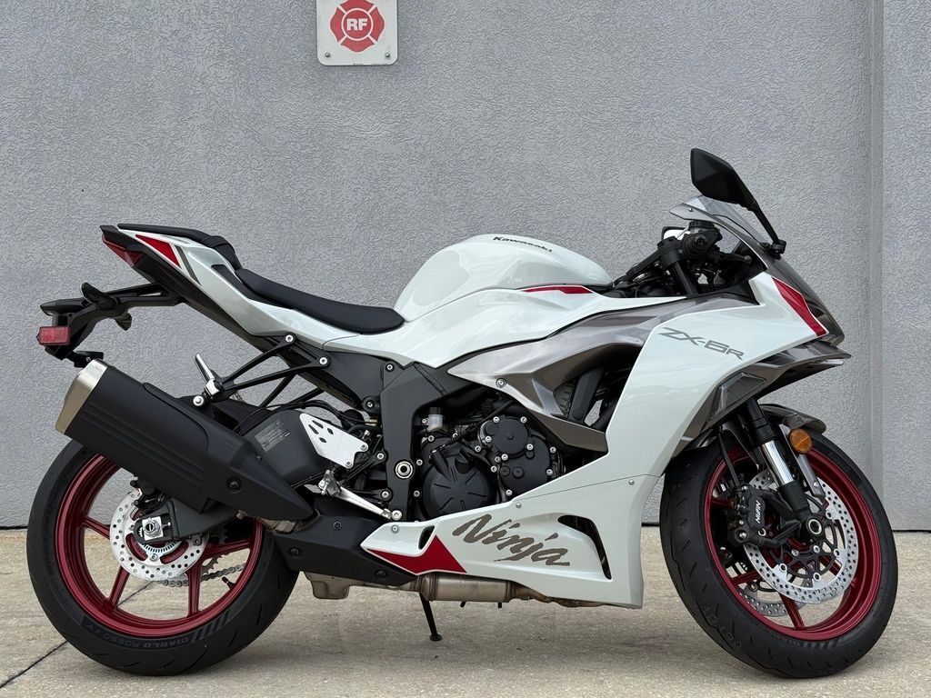 White Ninja ZX-6R For Sale in Alaska - Kawasaki Motorcycles