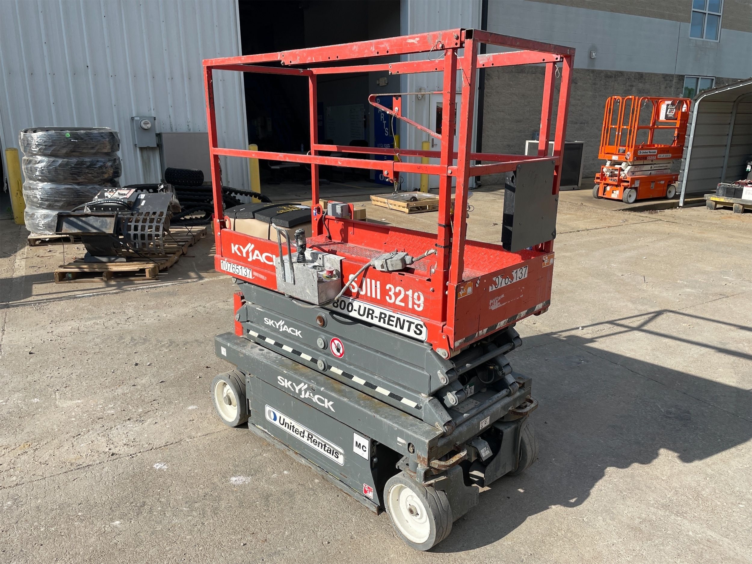 2018 SKYJACK SJIII3219 Scissor Lift in Evansville, IN