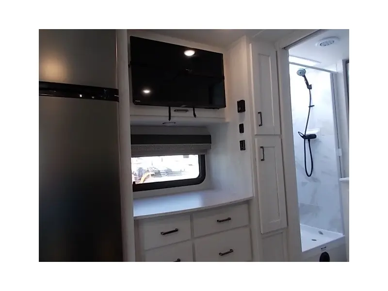 2024 Gulf Stream Class B Touring Cruiser 5260B