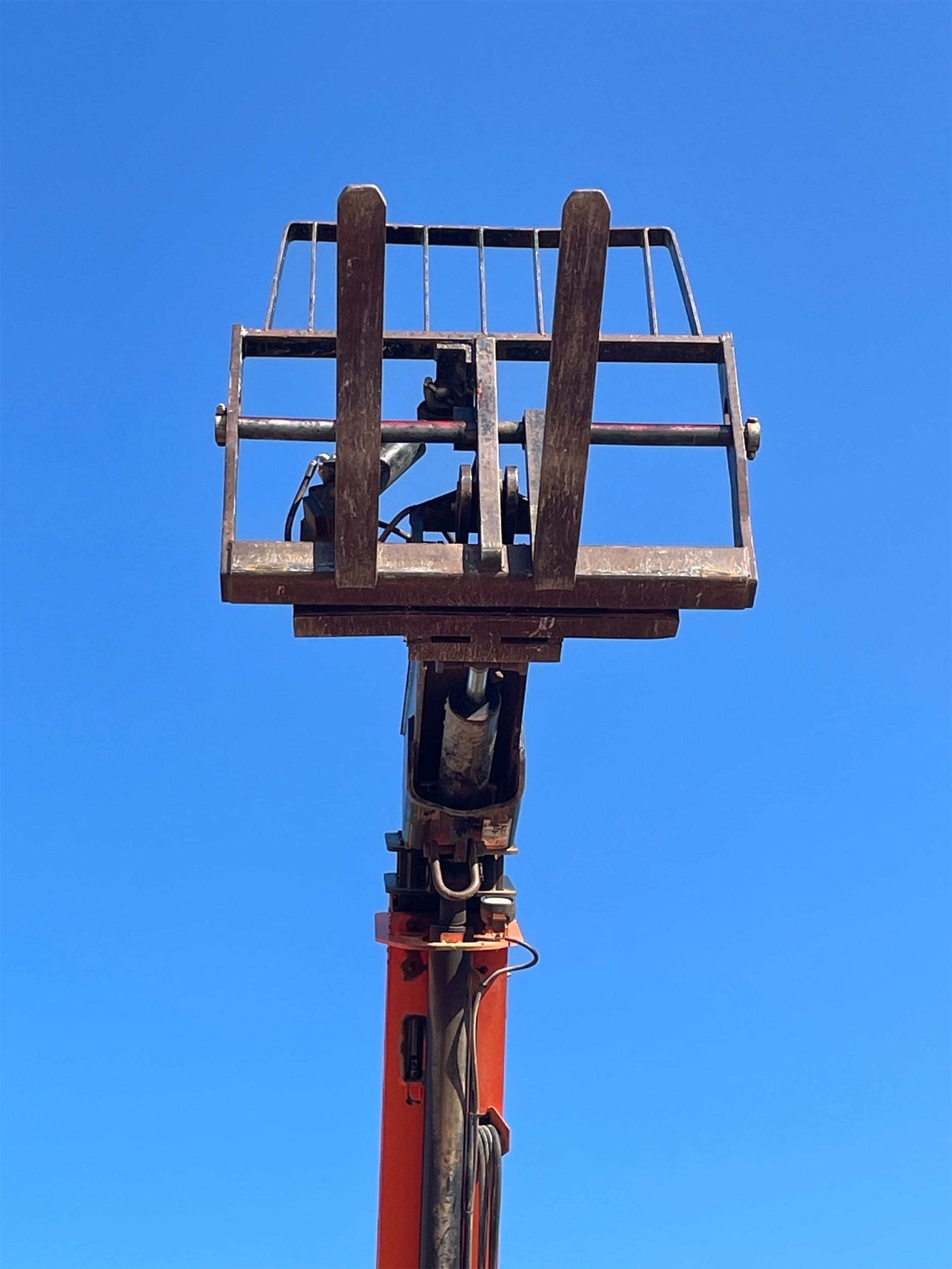 2016 SKYTRAK 6042 Forklift in Evansville, IN