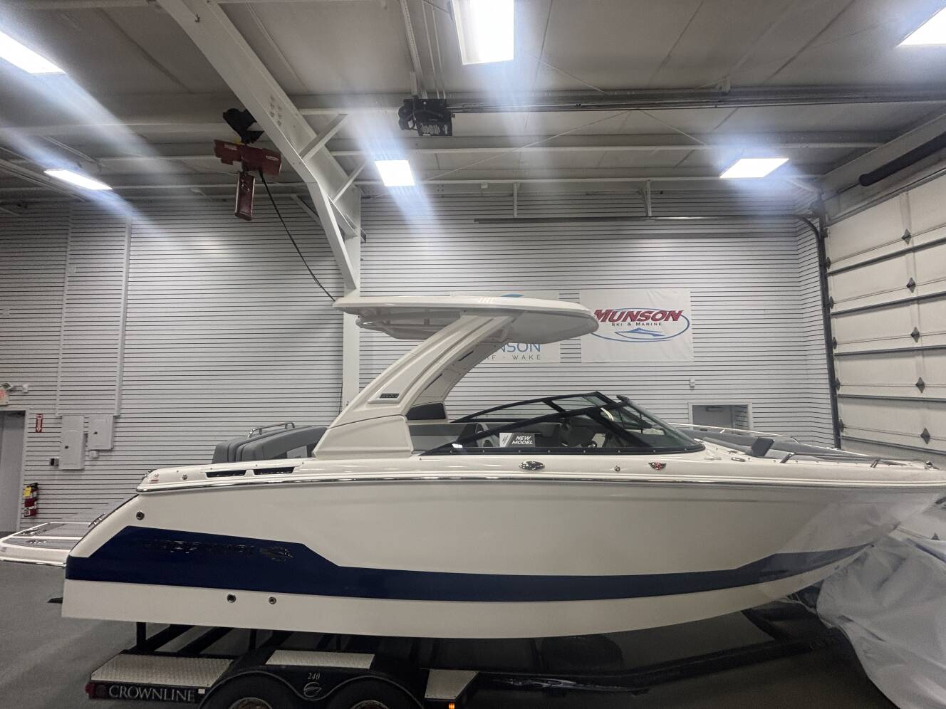 A photo of this 2026 Chaparral Boats SSX 8