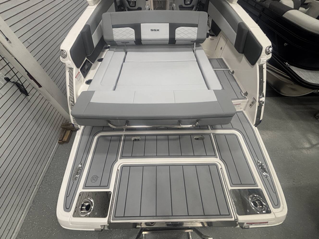 A photo of this 2026 Chaparral Boats SSX 8