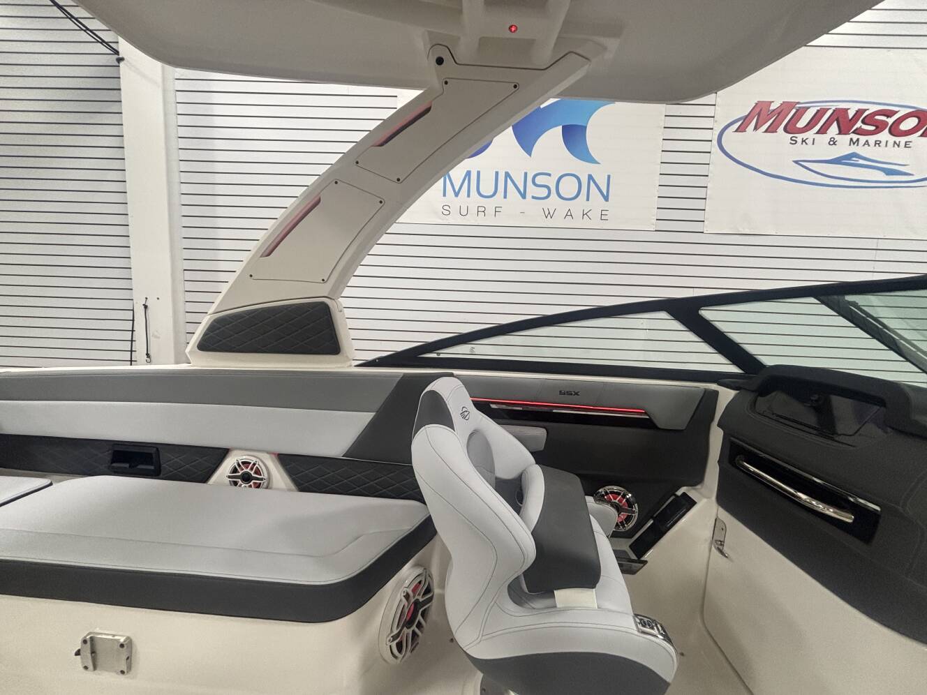 A photo of this 2026 Chaparral Boats SSX 8