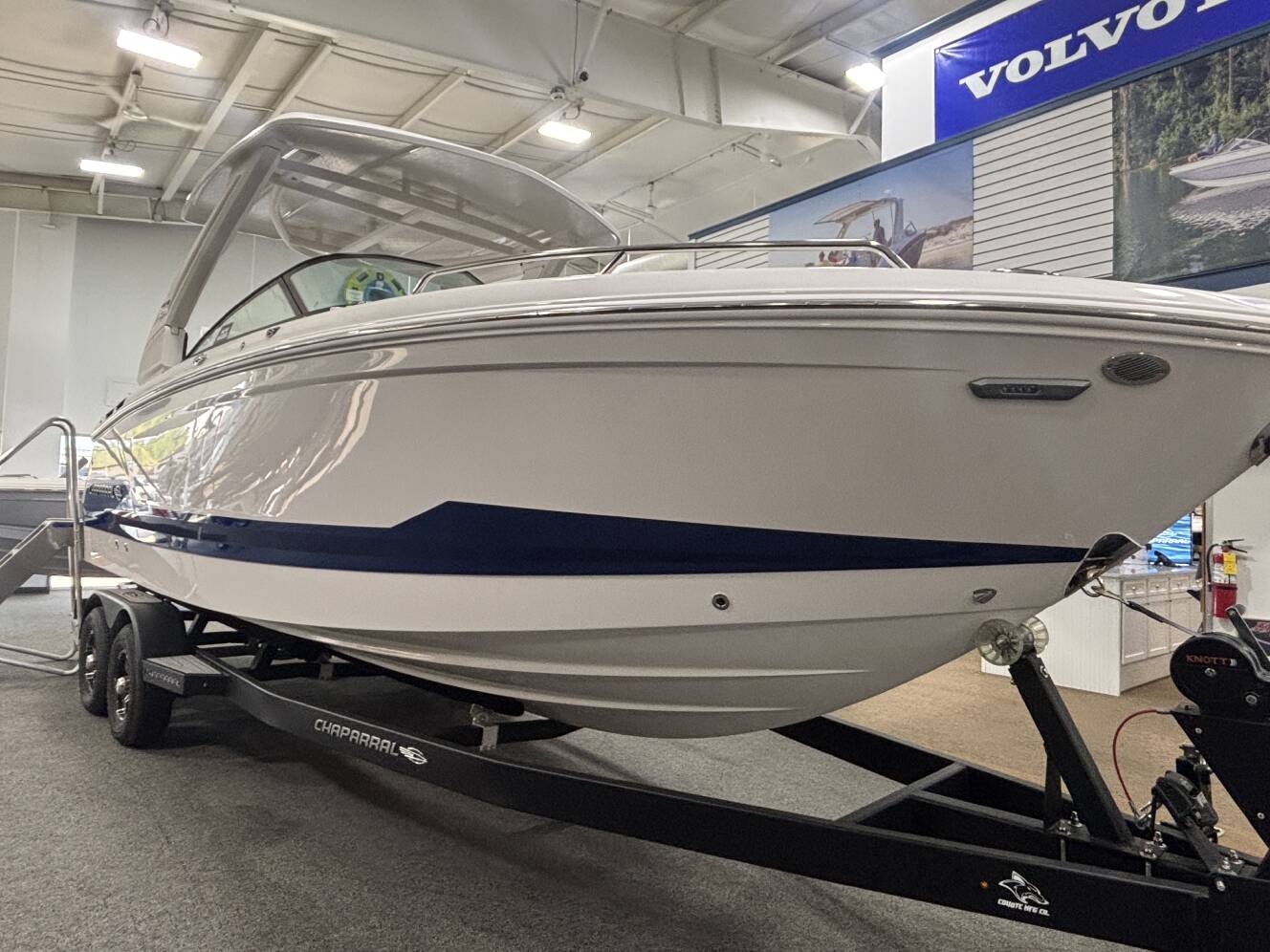 A photo of this 2026 Chaparral Boats SSX 8